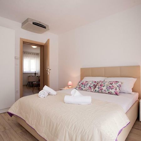 Apartments Mia 4&5 Baška Voda المظهر الخارجي الصورة