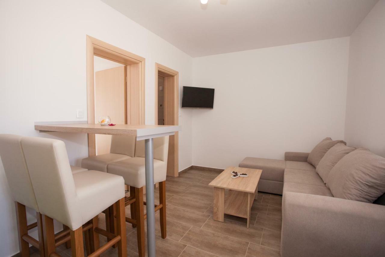 Apartments Mia 4&5 Baška Voda المظهر الخارجي الصورة